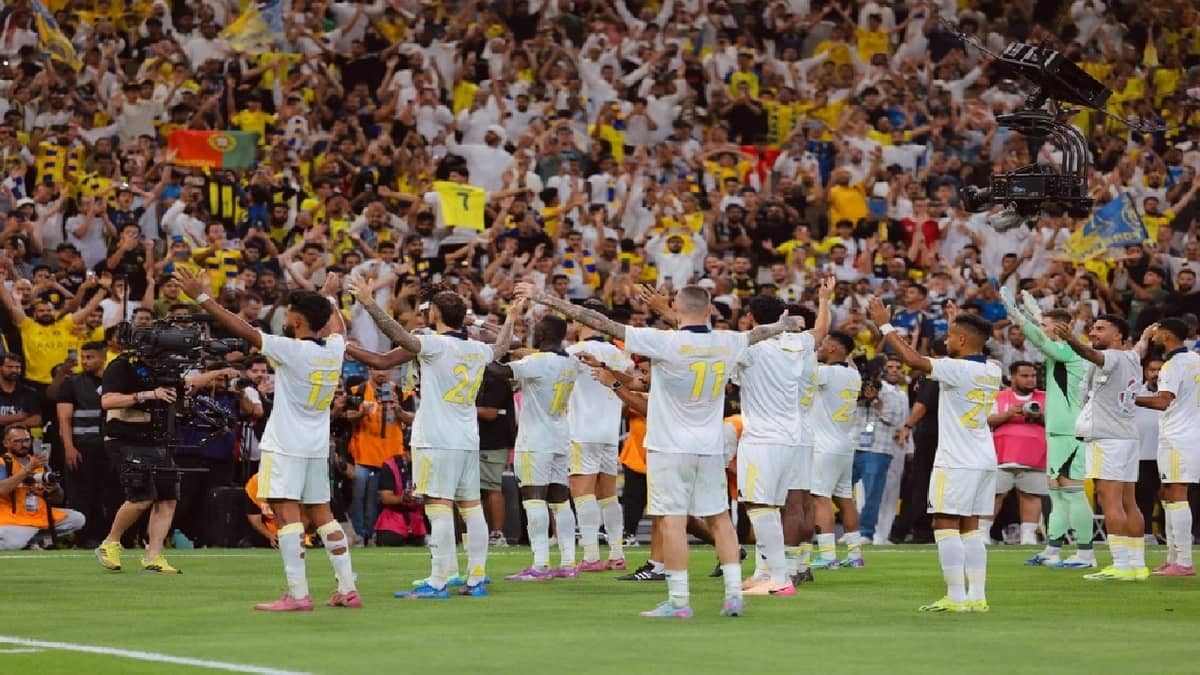 النصر يفقد بروزوفيتش ويستعيد تيسكيرا قبل مواجهة الحزم