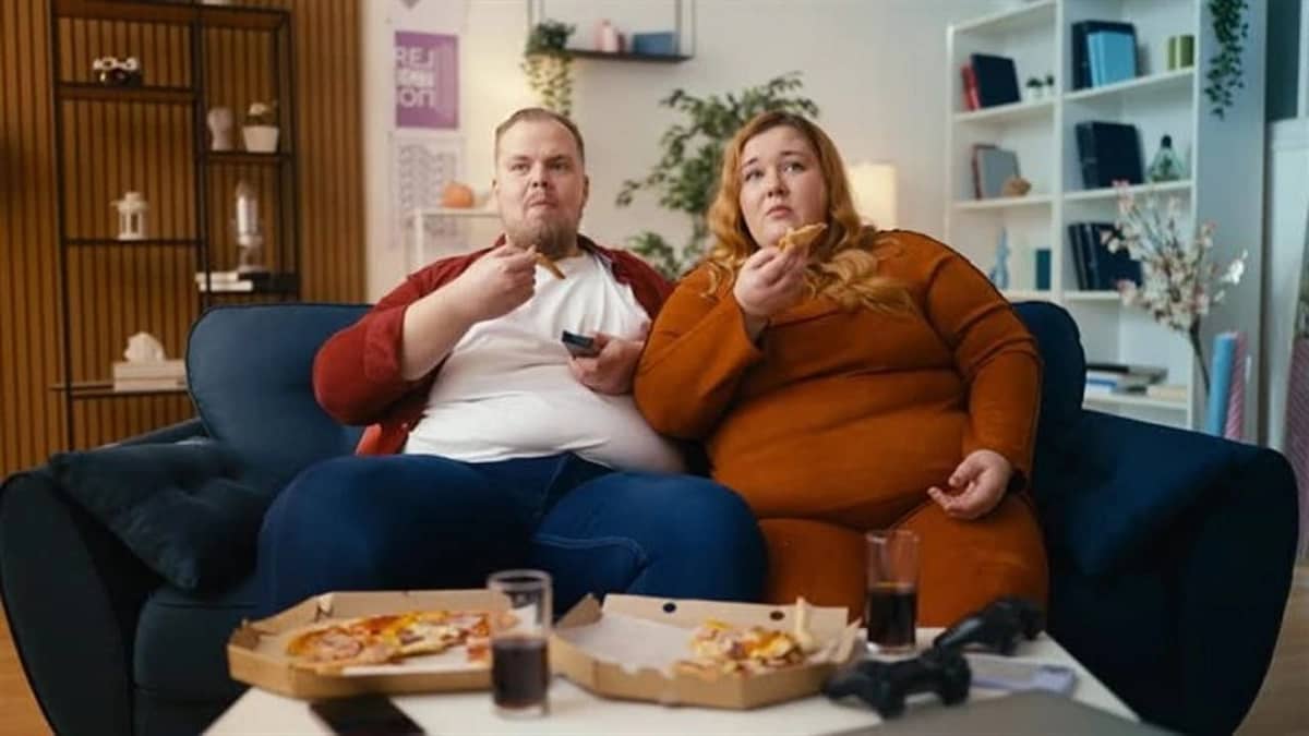 الأحمدي: المتزوجون أكثر عرضة لزيادة الوزن والسمنة .. فيديو