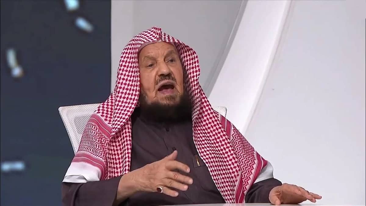 المنيع: التمويل الجديد لشراء الدين القديم لا يعد ربا.. فيديو