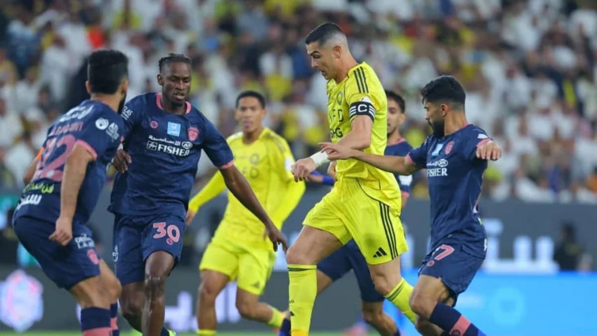 رونالدو يتجاوز سالم الدوسري ويواصل تحطيم الأرقام في دوري روشن