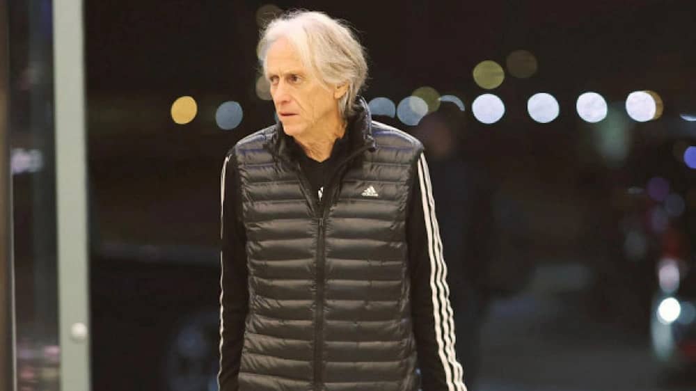 جيسوس يتسلم تقرير سيماكان لتحديد مصيره من مواجهة القادسية