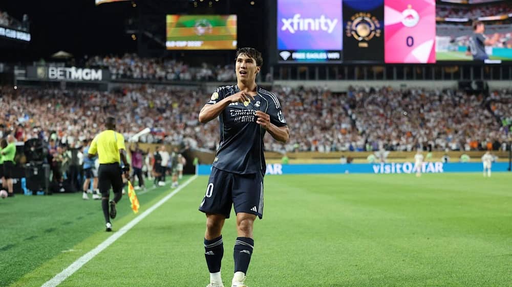 ريال مدريد يضحي بمهاجمه من أجل شلوتربيك