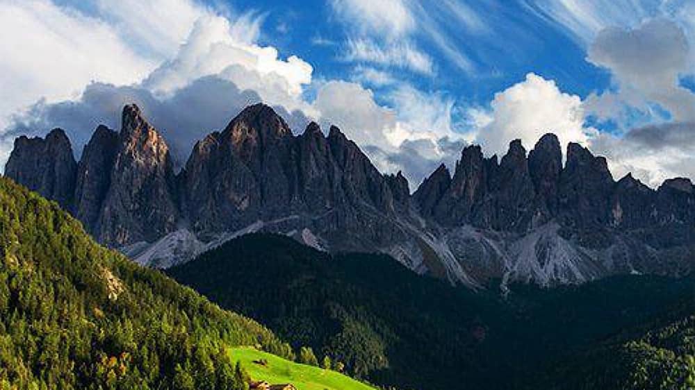 الذكاء الاصطناعي يساعد في العثور على متسلق مفقود بعد أشهر من البحث