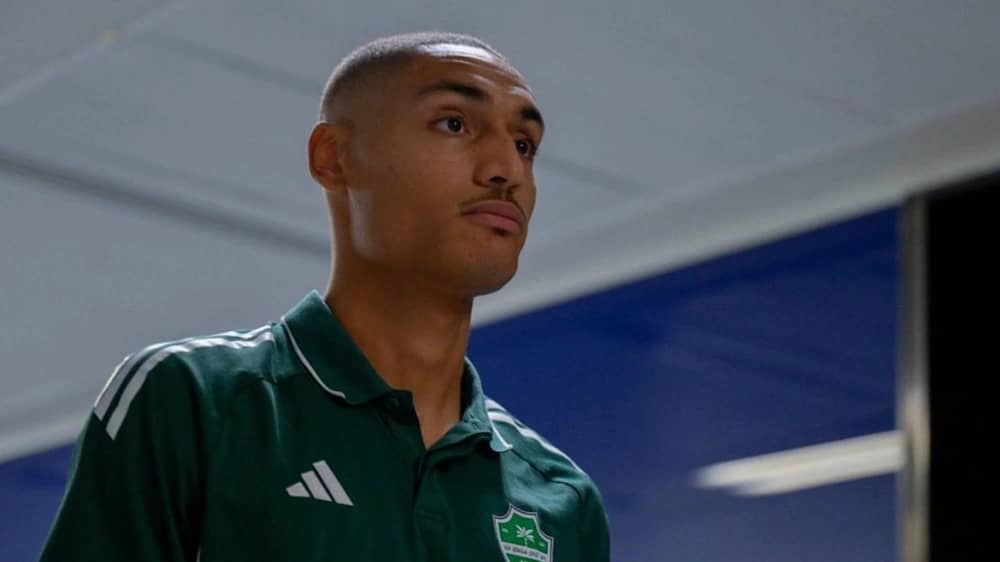 الأهلي يتخلص من إنزو ميو