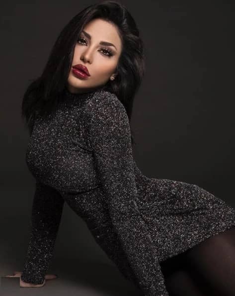 هبة داغر في جلسة تصوير مثيرة