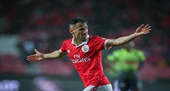 جوناس يجدد عقده مع بنفيكا بعد إشعال المنافسة بين الهلال والنصر