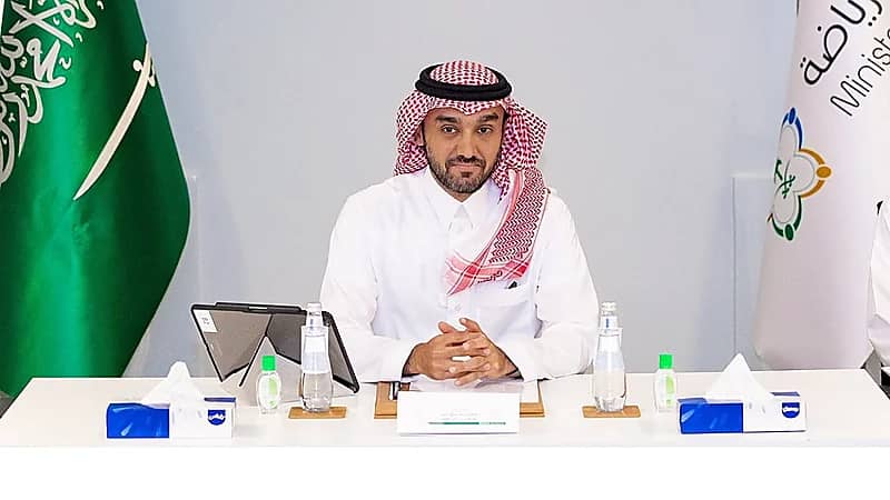 وزير الرياضة يجتمع برؤساء أندية دوري روشن