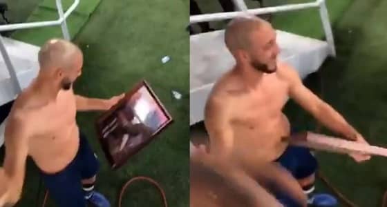 بالفيديو.. رد فعل أمرابط بعد إهداءه درعًا تذكاريًا من مشجع نصراوي