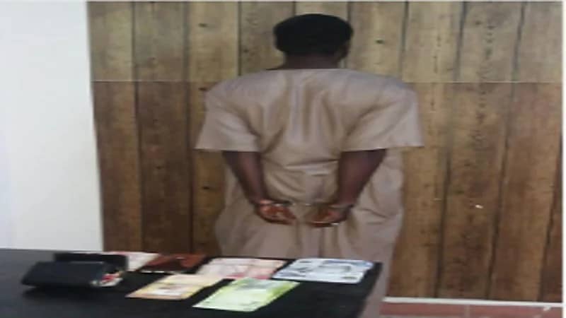 مرور الليث يضبط مقيمًا نقل 7 مخالفين لنظام أمن الحدود