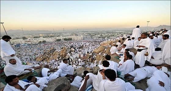 بالفيديو.. مشاهد روحانية وإيمانية من مشعر عرفات