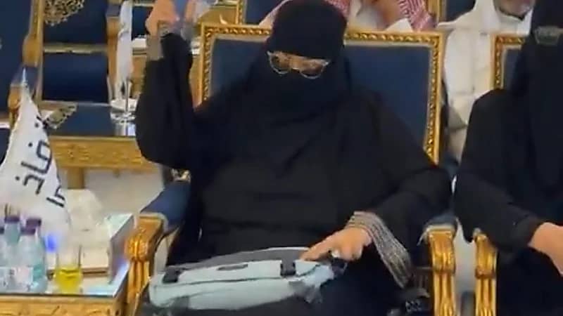 سيدة تشتري فيلا في بالرياض بـ 8 مليون و 400 ألف ريال في مزاد علني.. فيديو