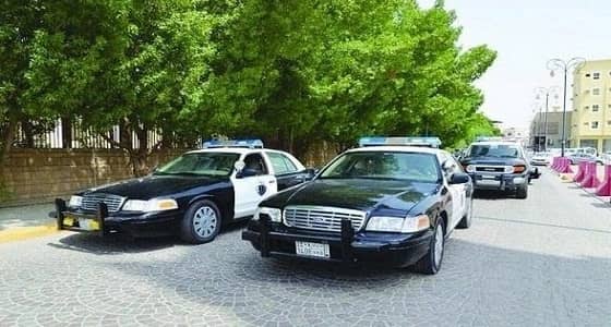 سرقة 5 ملايين ريال من سيارة محصل بجدة
