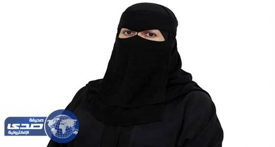 مواطنة تتخلى عن 37 عاما عمل مصرفي للتفرغ للخياطة في الشرقية