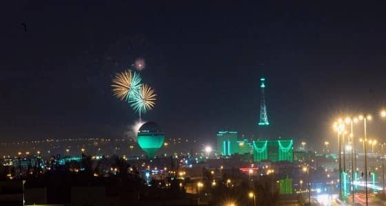 رقم قياسي جديد.. المملكة تدخل " جينيس " بأكبر علم من الألعاب النارية وطائرات الدرونز