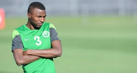 قائد الأخضر يشعر بالندم خارج المستطيل الأخضر