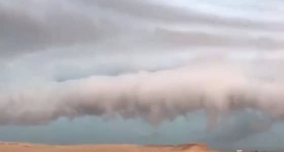 بالفيديو.. مشهد مهيب في سحابة الدمام يخطف الأنظار