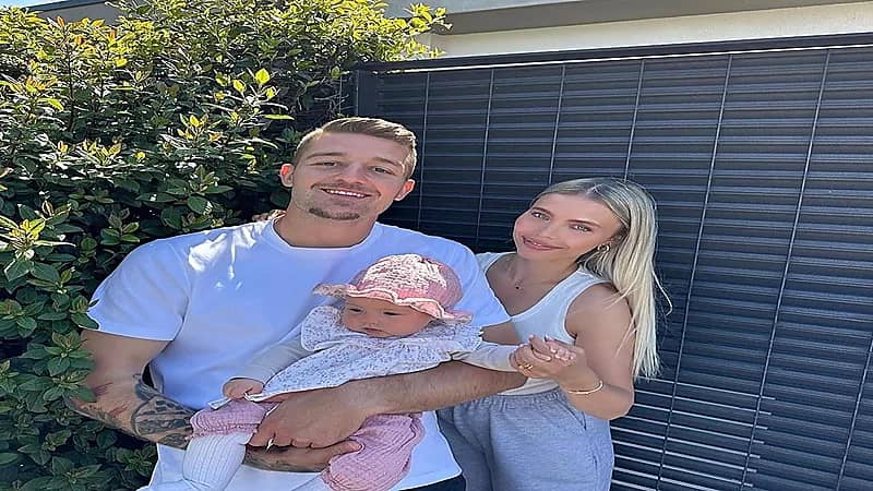 أول حديث لزوجة محترف الهلال الجديد سافيتش