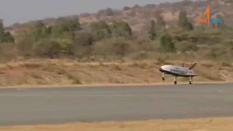 هبوط أول مركبة فضائية هندية قابلة لإعادة الاستخدام بنجاح