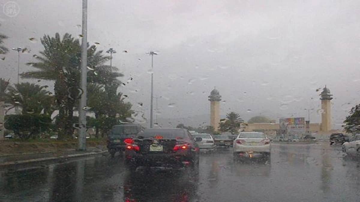 أمطار رعدية على محافظتي الطائف وميسان