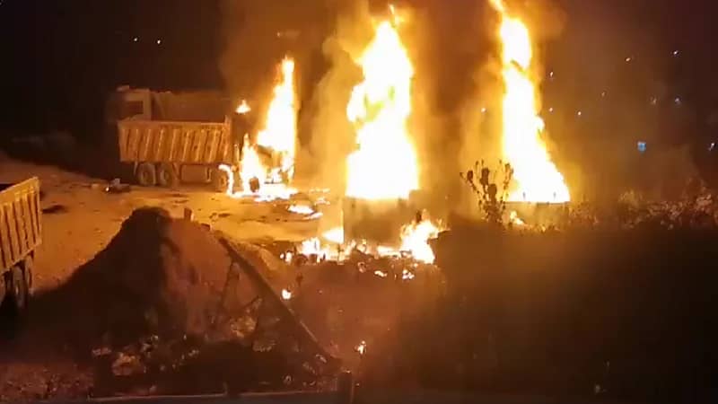 فيديو.. انفجار صهريج مازوت في لبنان وسقوط عشرات الضحايا