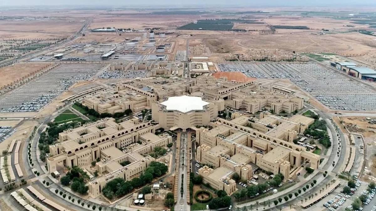 "القصيم" توضح ضوابط الاختبارات الفصلية في ظل أزمة كورونا