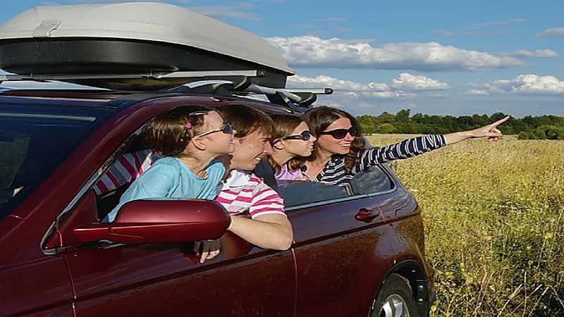 أشياء يجب على قائدي السيارات فعلها عند الرحلات الطويلة