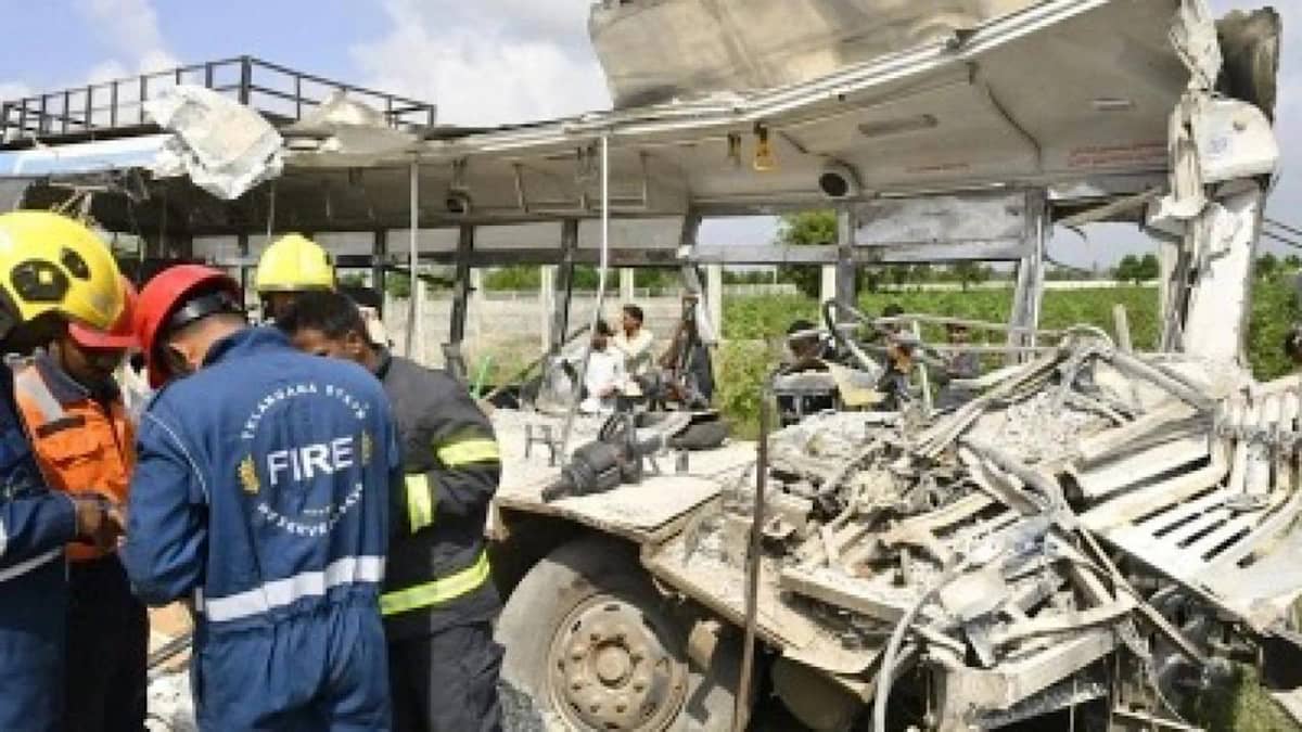 مقتل  24 شخصاً  إثر اصطدام حافلة بشاحنة