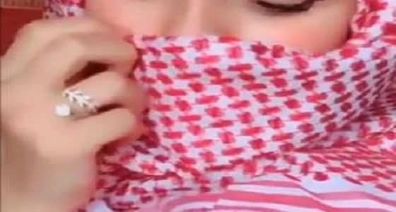 شركة ملابس توضح علاقتها بفيديو دعائي لفتاة ترتدي منتجا لها