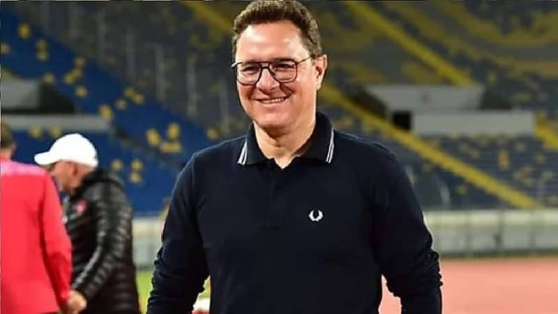 مدرب الوداد المغربي يتعرض لحادث مروري