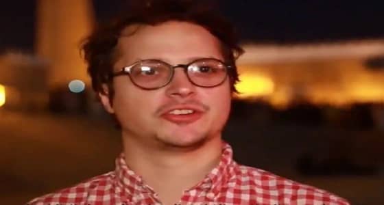 بالفيديو.. أمريكي ينبهر بمهرجان " الجنادرية 33 "