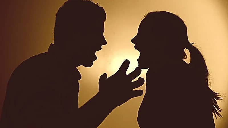 "هرميكي في الشارع" تحيل زوجًا للمحكمة