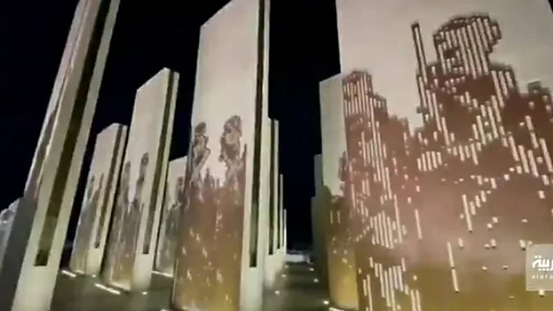 شاهد.. 3 مهندسين معماريين يصممون مجسمًا يحاكي العرضة السعودية