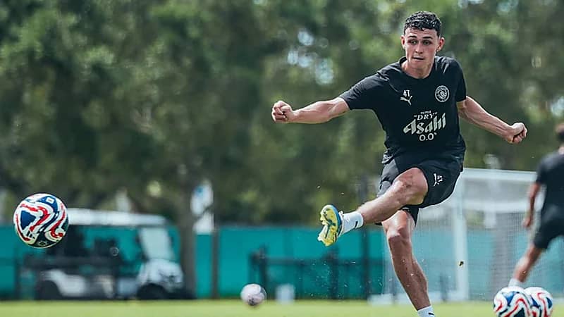 مانشستر سيتي يواصل تدريباته استعدادًا لمواجهة الهلال .. صور