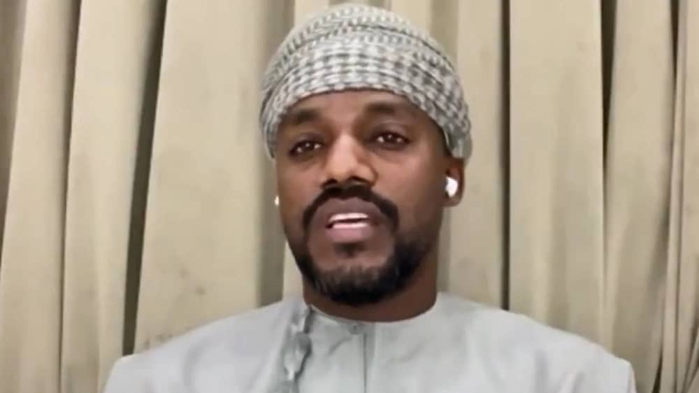 حسن مظفر: طبع مدرب عُمان البقاء في الخلف والاعتماد على المرتدات..فيديو