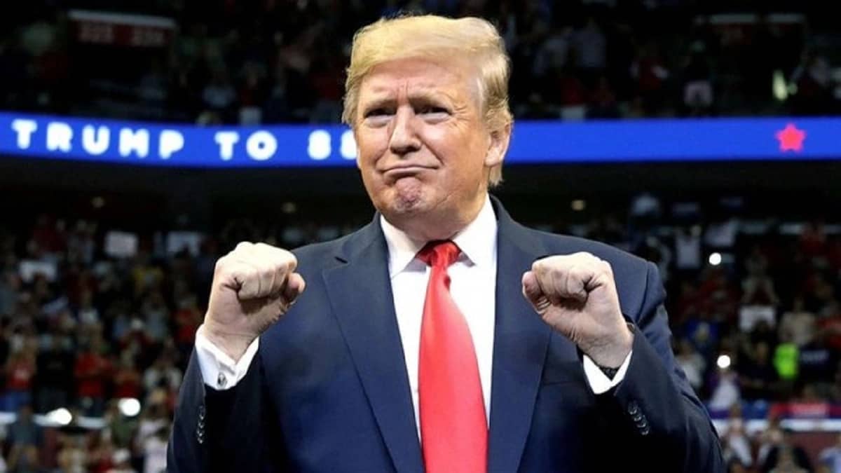 ترامب يتهم بايدن بتزوير الانتخابات و"تويتر" يحذف تغريدته