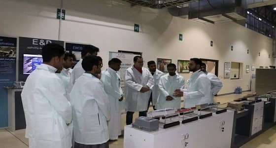 طلاب هندسة المزاحمية في زيارة لشركة الالكترونيات المتقدمة