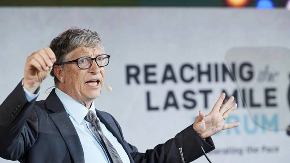 بيل جيتس يصف الوباء بـ «الكابوس»