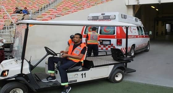 بالصور.. الهلال الأحمر يسعف 6 حالات في مباراة نادي الاتحاد السعودي و الوصل الإماراتي بملعب الجوهرة
