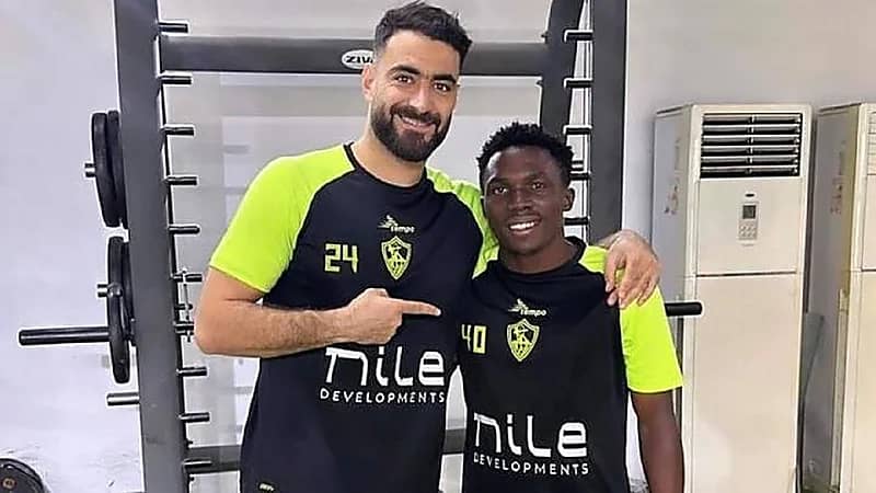 محترف الزمالك يعتنق الإسلام
