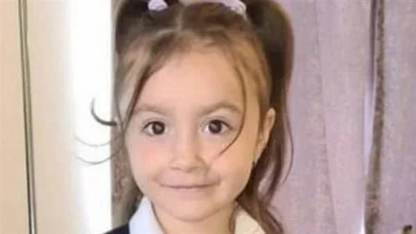 كلب مفترس ينهش وجه طفلة