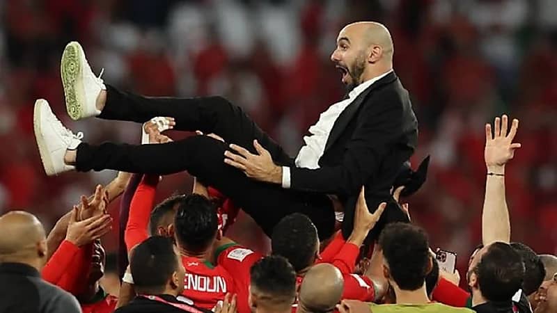 اختيار وليد الركراكي ثالث أفضل مدرب للمنتخبات في 2022