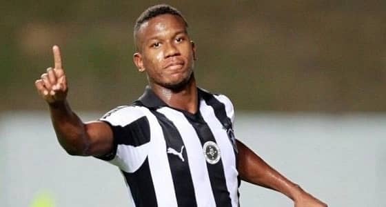 أحد في انتظار موافقة " بيراميدز " لضم البرازيلي ريبامار