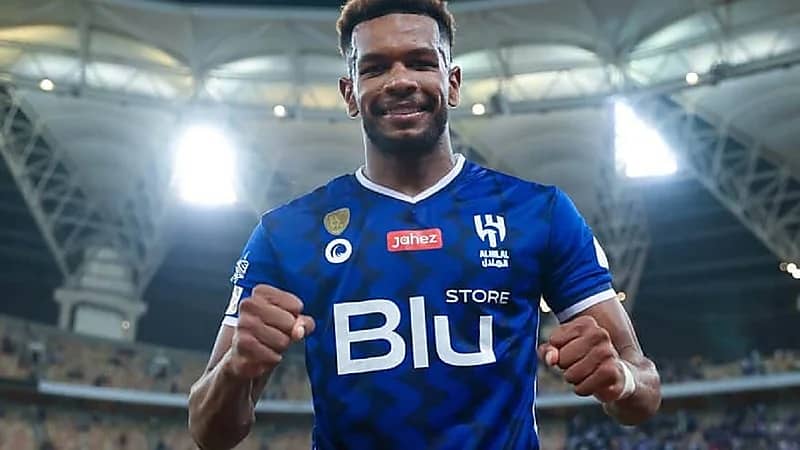 البحث عن بديل البليهي في مباراة الهلال والخليج