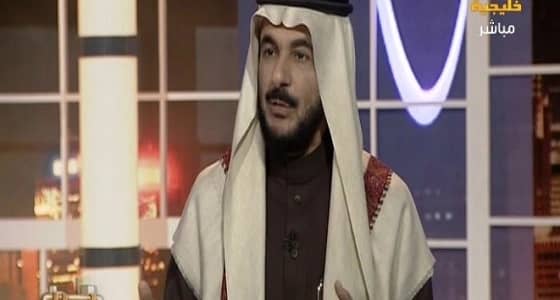 بالفيديو.. ردة فعل طارق الحبيب عندما اكتشف أن نجله يدخن