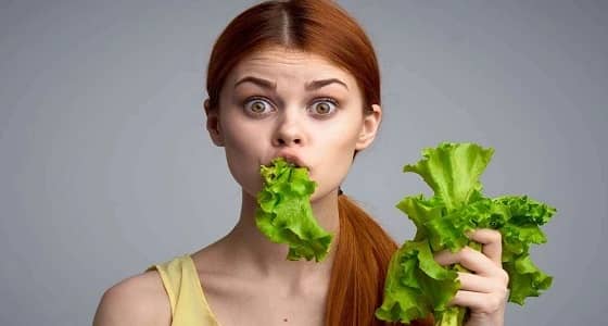 خضروات وفاكهة تعوض الجسد عن قلة شرب المياه