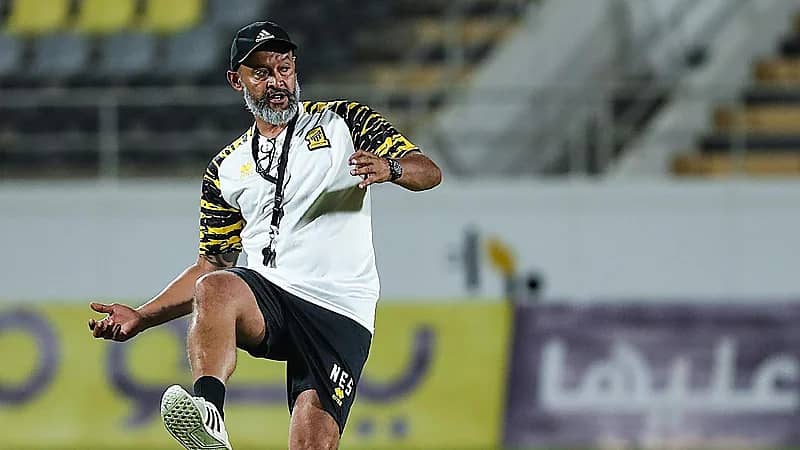 نونو سانتو يمنح لاعبي الاتحاد راحة من التدريبات لمدة يومين