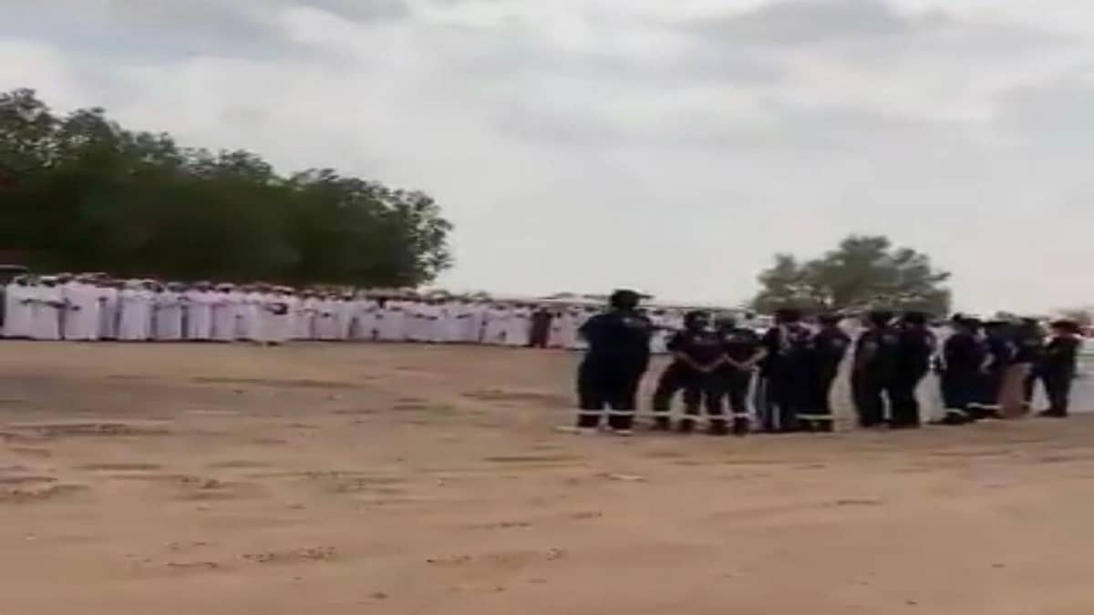 فرقني إنقاذ وعدد كبير من المتطوعين يبحثون عن مفقود نجران «فاطمة»