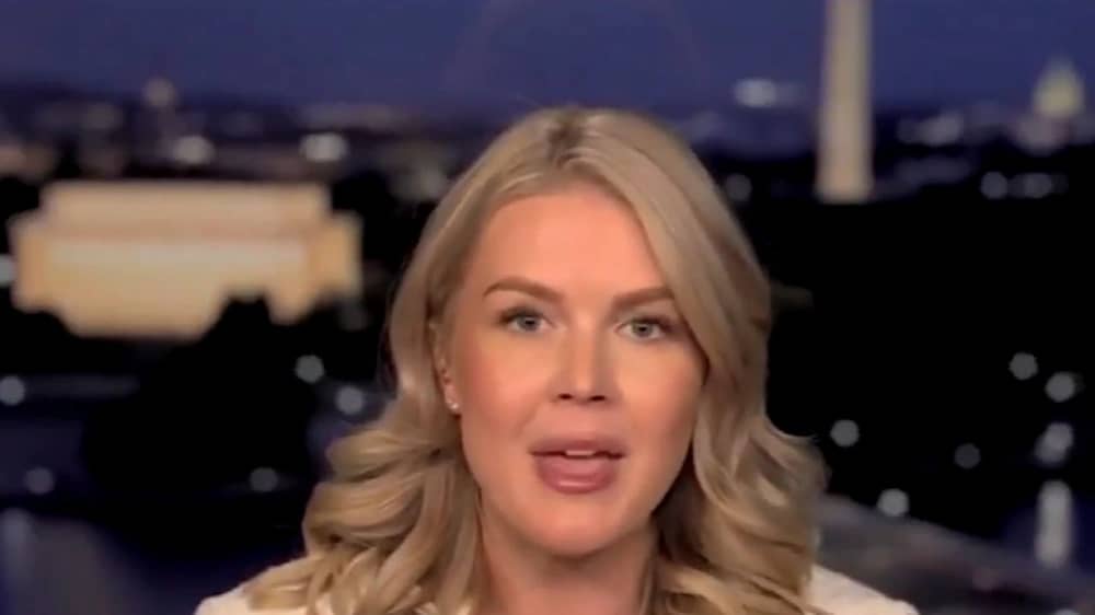 البيت الأبيض يلمح لتوسيع حظر السفر وإلغاء تأشيرات تهدد الأمن القومي.. فيديو