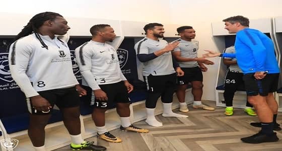 بالصور.. زوران يقود تدريبات الهلال