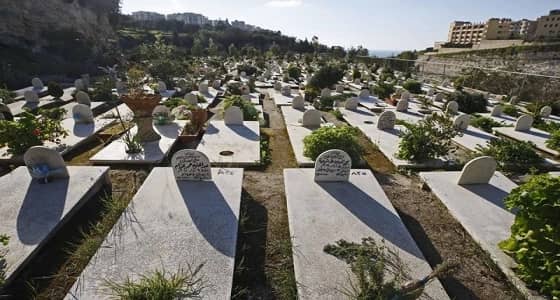 ضجة في لبنان بعد نبش قبر طفل سوري لاجئ